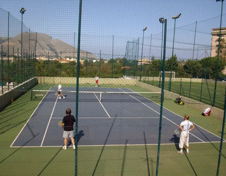 Zaunnetz für Tennisfelder, grün