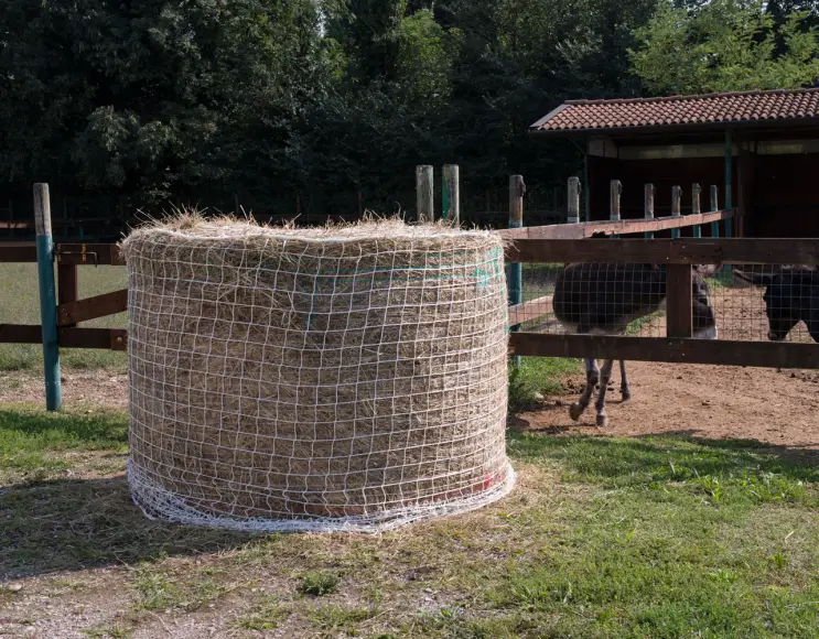 Netz für Strohballenabdeckung groß Maschengrößeda 100 mm Ø 180x150