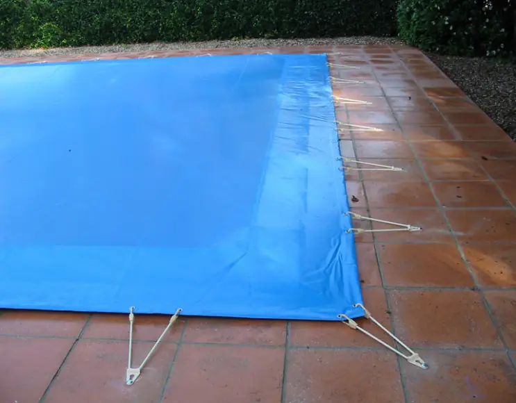 Plane zum Abdecken von Schwimmbädern PVC 400 gr, mit Ösen