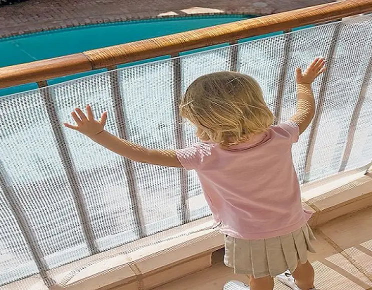 Fallschutznetz für Treppen   Maschengröße 15 mm