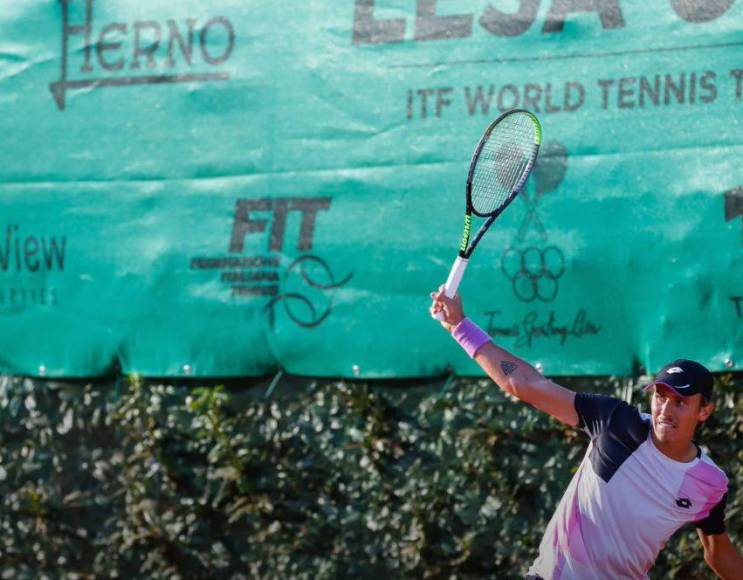 BODENTUCH TENNISPLATZ MIT PERSÖNLICHEM DRUCK