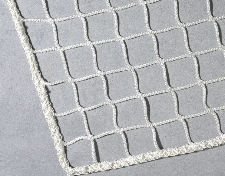 Relingnetz zum Schutz von Booten